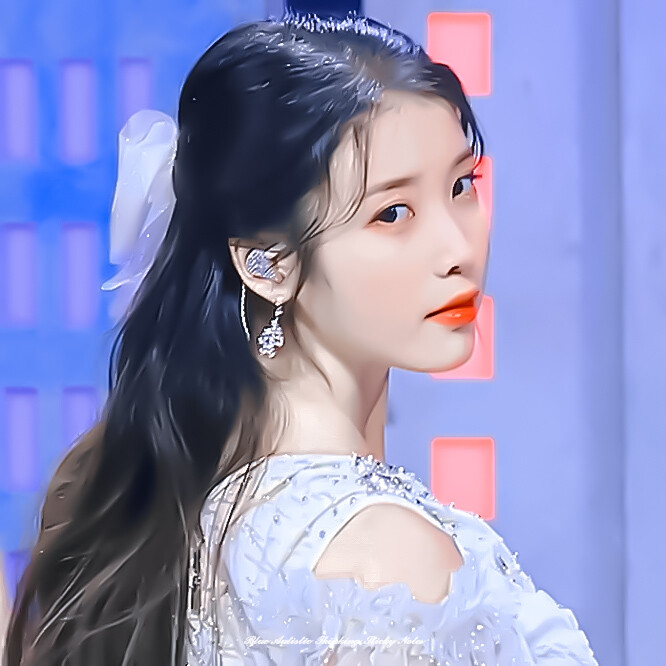 ◦IU
原截©时亦