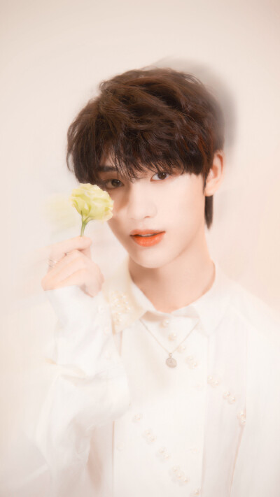 
祺鑫 风年 壁纸自修
拿圖點贊禁白嫖！
