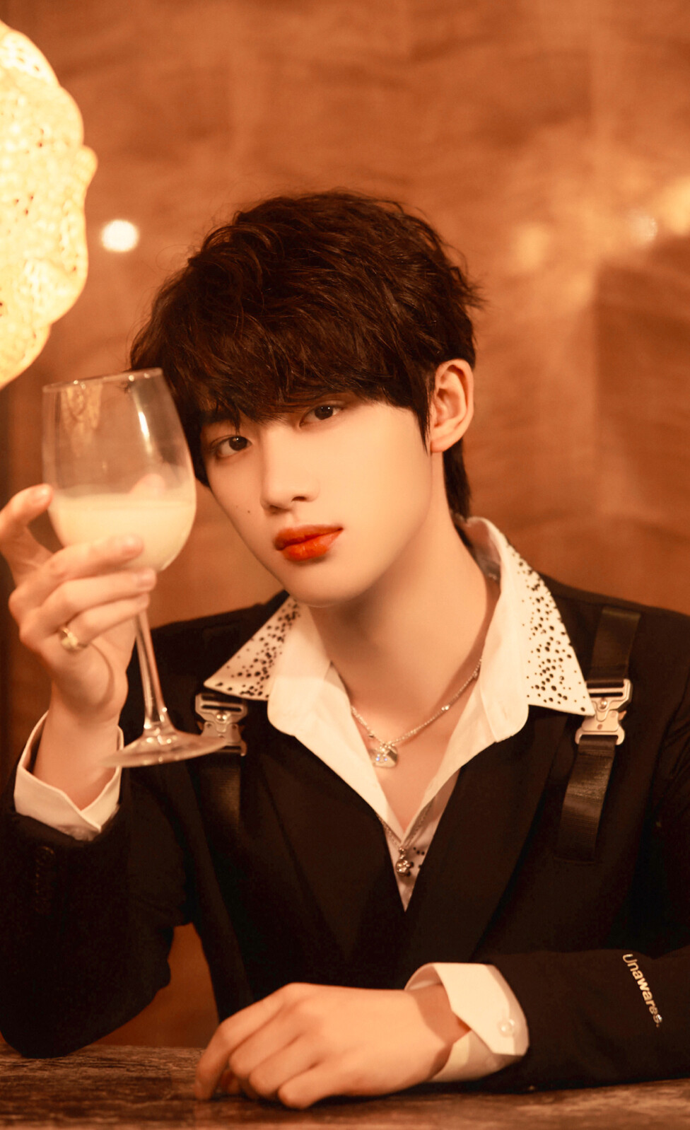 
祺鑫 风年 壁纸自修
拿圖點贊禁白嫖！
