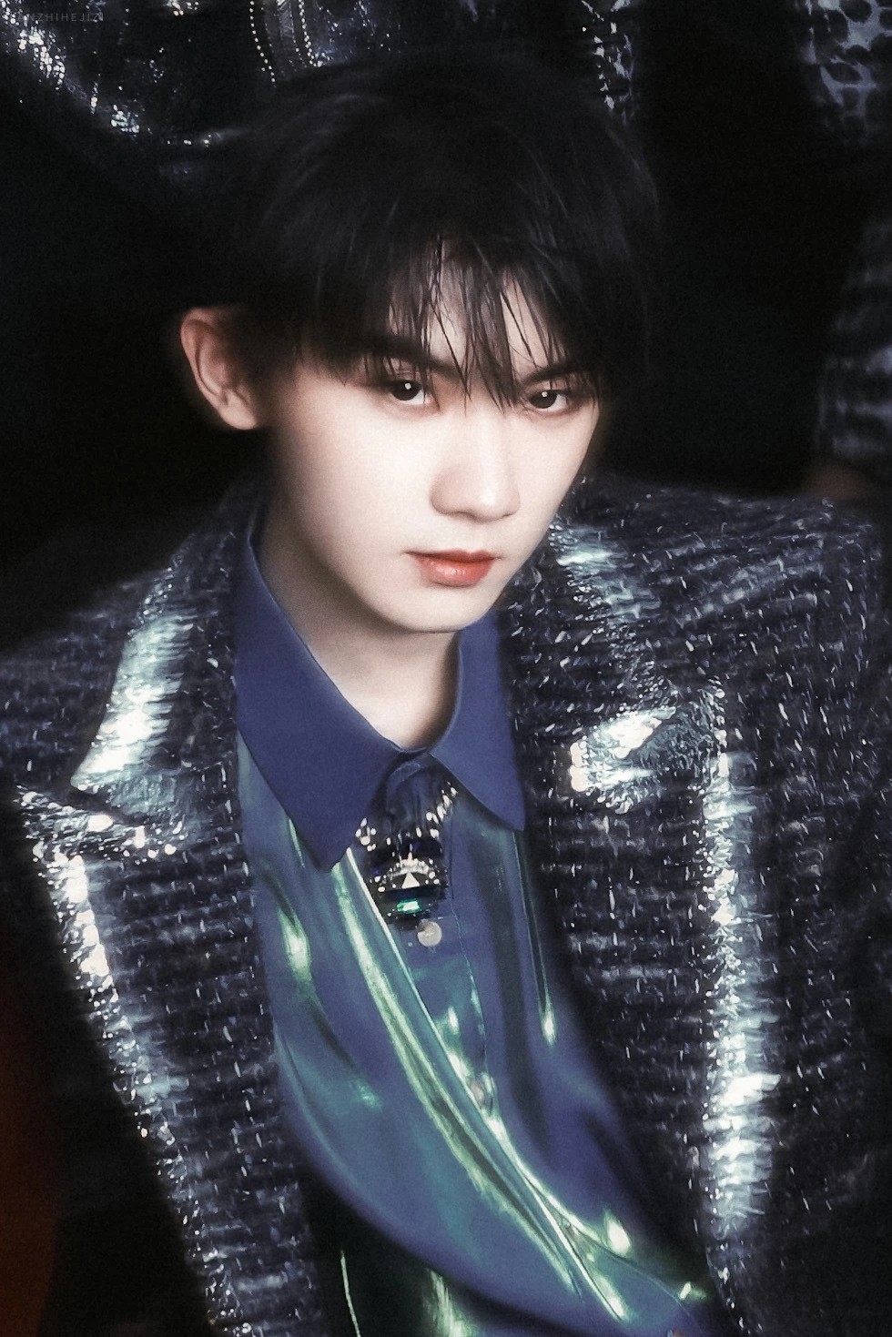 炫 惑 狂 欢
tnt时代少年团队长马嘉祺
图源水印 侵删