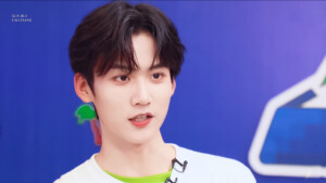 周柯宇|宝贝太可爱啦
图源微博@巡回遥想