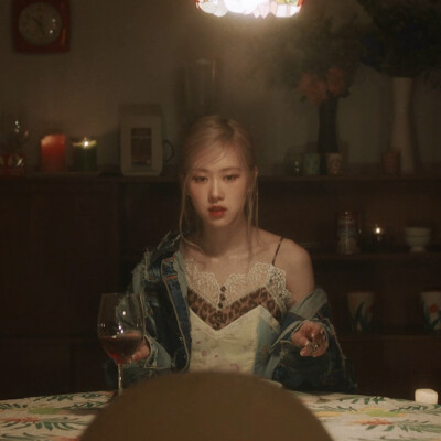 ALL MY LOVE IS GONE
奶源星星 伸手党 拿图收藏