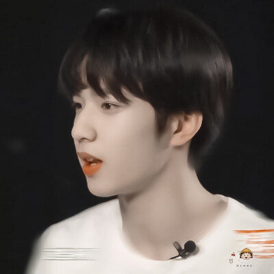 刘耀文
原截©你給我的愛就像雨水