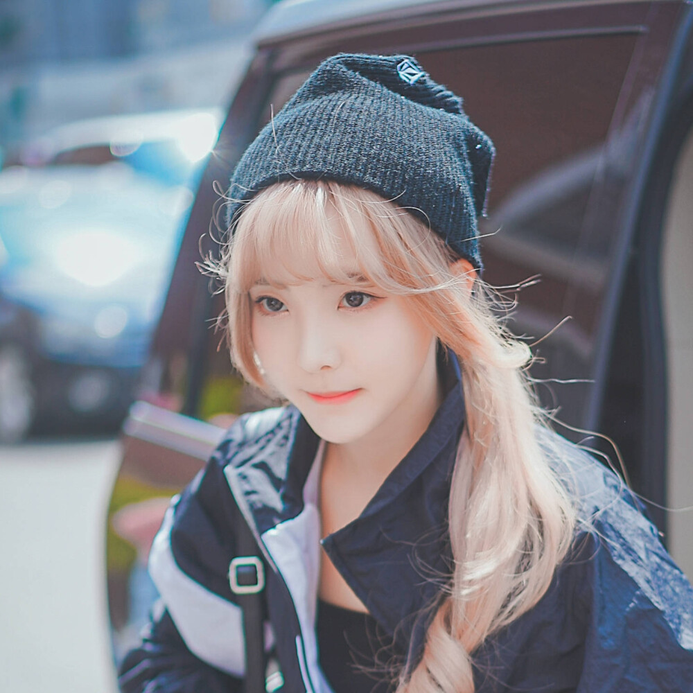 飘飘爱吃乌冬面-