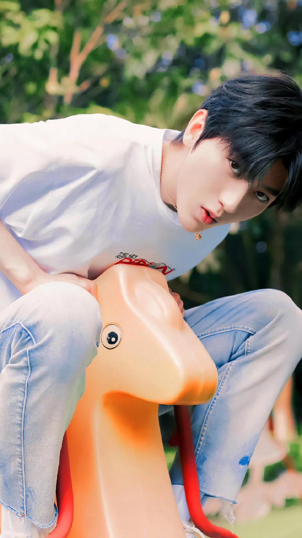 男生iPhone壁纸，桌面#手机壁纸，欧美个性#小清新#文艺#霸小鲜肉#明星#气质。