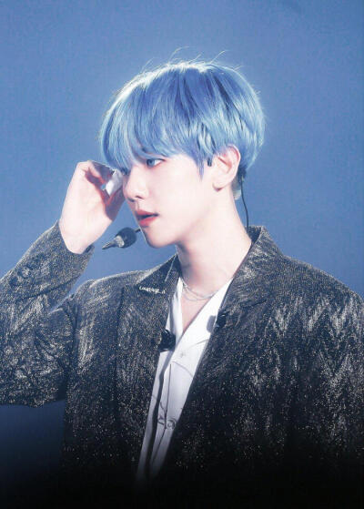 边伯贤 图cr：logo/网络 侵删