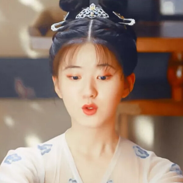 (源自网络,侵权删)长歌行,迪丽热巴,吴磊,赵露思,刘宇宁,情侣头像