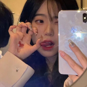 真人女头
拿图dd