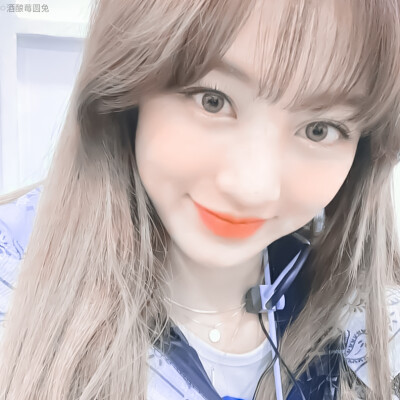 °TWICE朴志效JIHYO
*地铁少女