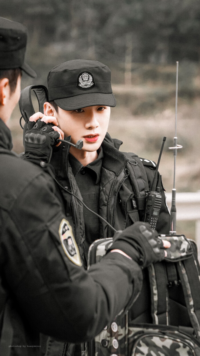 白敬亭壁纸背景图头像
图源各处侵删拿图点赞收藏或评