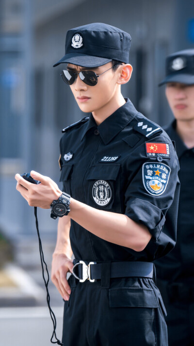 白敬亭壁纸背景图头像
图源各处侵删拿图点赞收藏或评