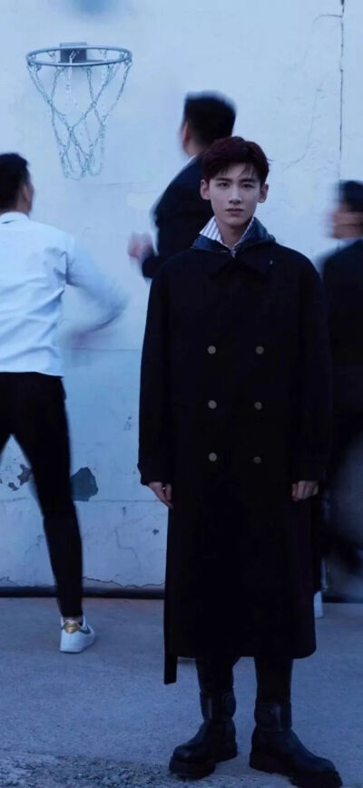 白敬亭壁纸背景图头像
图源各处侵删拿图点赞收藏或评