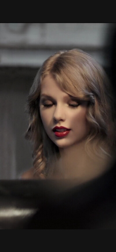 Taylor Swift Ⅰ “Shining just for you……”