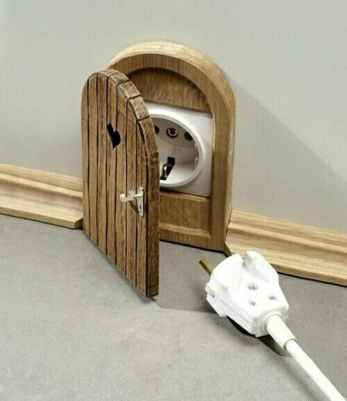 可爱的门造型插座挡板