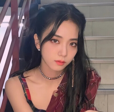 JISOO