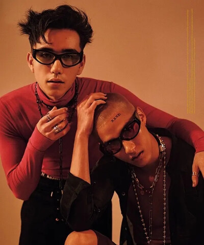 Intersection 米卡 和马 庆怜 青山威廉