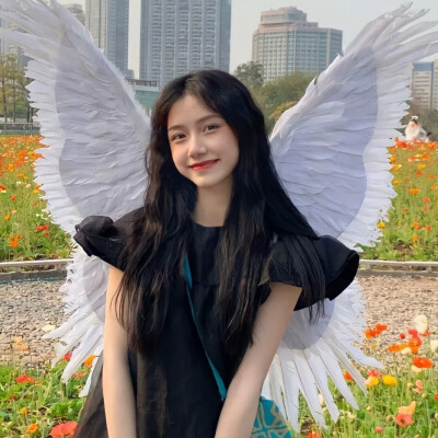 真人1女生头像1我从来不怕打逆风局只要你想赢不管高地全爆了还是你零杠几我都会拼尽全力陪你打回来但你不能点投降希望你能明白.