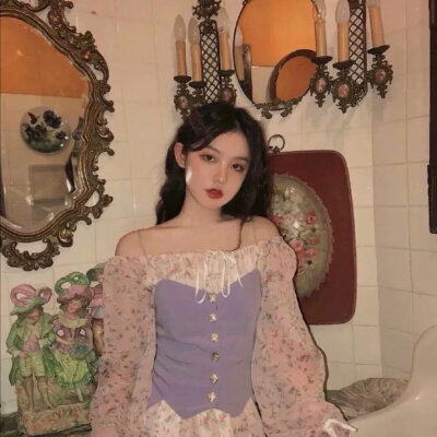 真人1女生头像1我从来不怕打逆风局只要你想赢不管高地全爆了还是你零杠几我都会拼尽全力陪你打回来但你不能点投降希望你能明白.