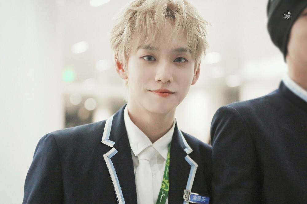 余景天 饭拍高清