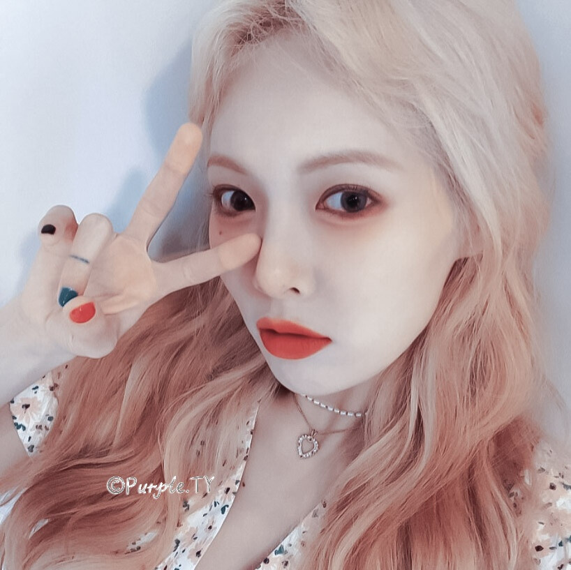 
·HI I'M Hyuna
·金泫雅·HYUNA