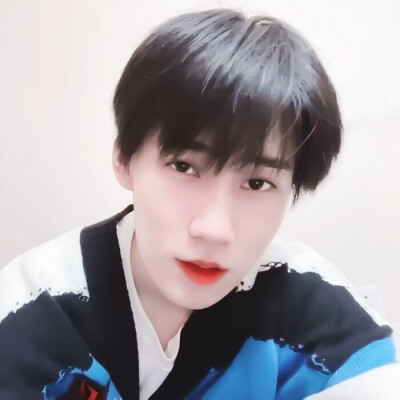 张真源小朋友生日快乐 ！
原截江纪然