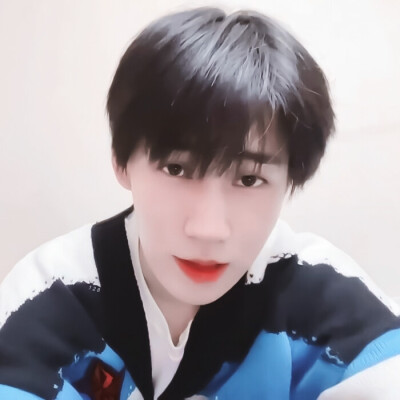 张真源小朋友生日快乐 ！
原截江纪然