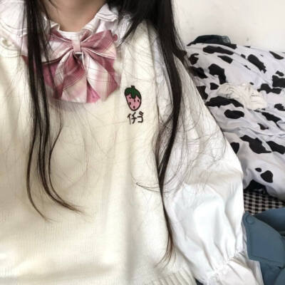 我花了好长时间说服自己 这段时间我一直在不停挣扎 自愈又崩溃