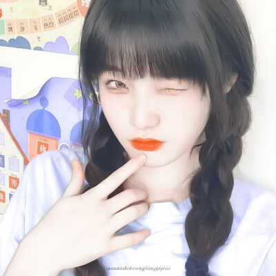 “我给你寄了情书 请签收一下”
女头/姜忆乔
以后都是这种画质啦