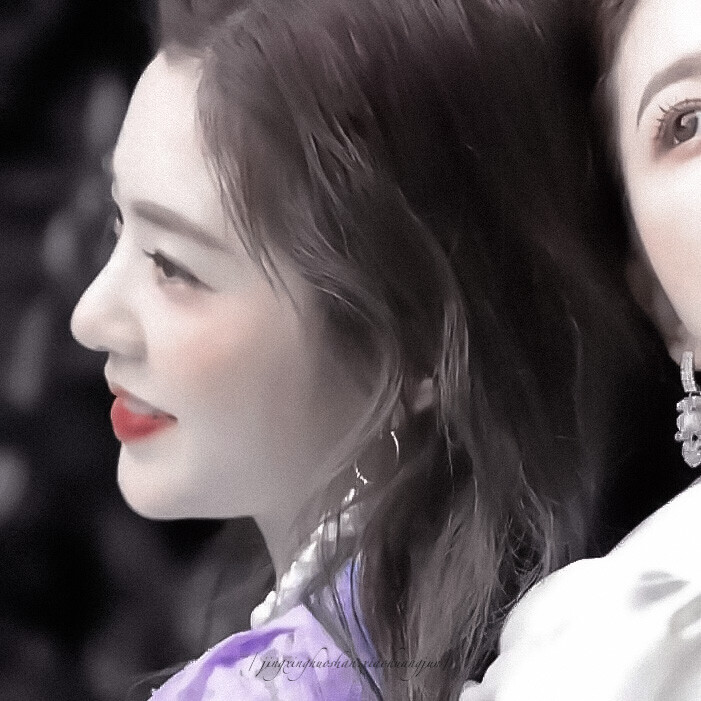 irene / yeri
原截 朴泫