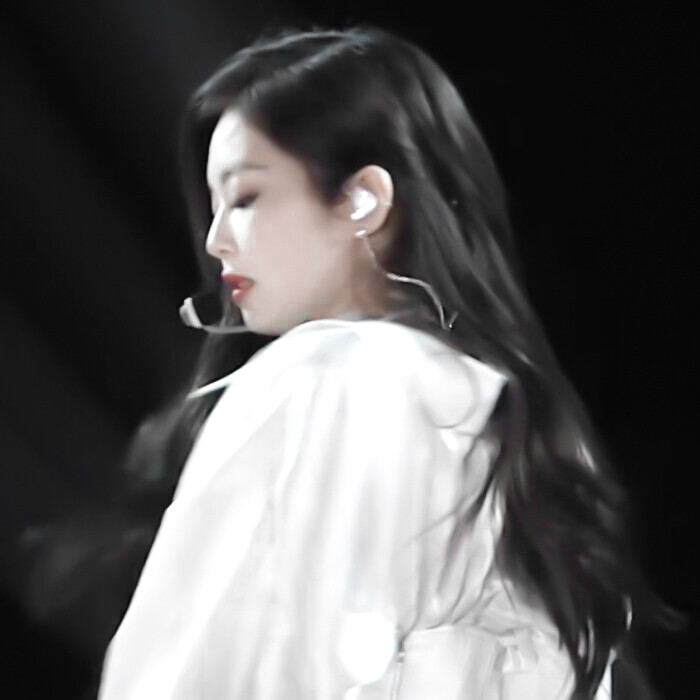 Jennie
原截小黄君
