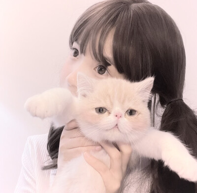 二传记得我叫皇小韵.礼貌拿图.自调滤镜