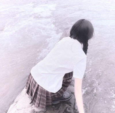 二传记得我叫皇小韵.礼貌拿图.自调滤镜