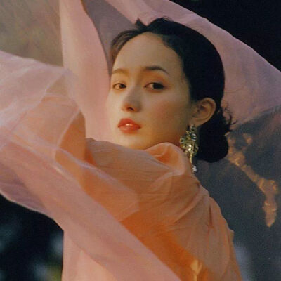 blingbling女生头像✨