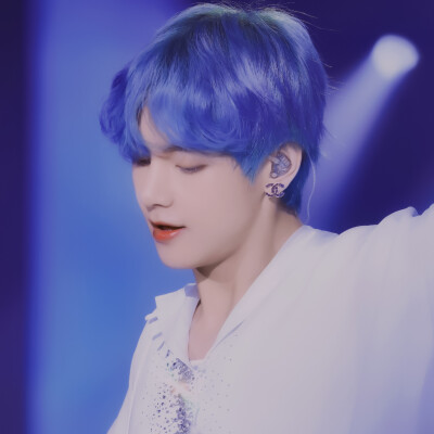 “不要低估我的能力 出狱入狱对我来说绰绰有余”
原©Taeholic_V1230
堆糖©柏盛沦