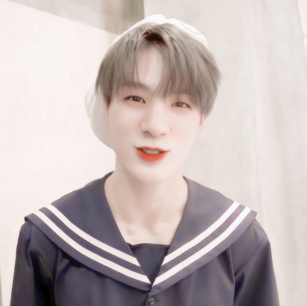 生日快乐，我们的快乐狗狗jeno～(.◜◡◝ ) ​.//李帝努
原截野格君.
拿图点赞收藏.