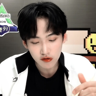 倒计时啦，周柯宇一定要高位出道!!!