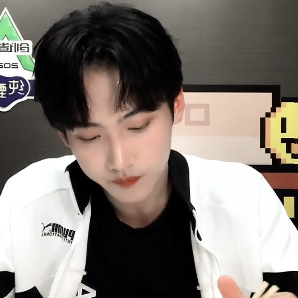 倒计时啦，周柯宇一定要高位出道!!!