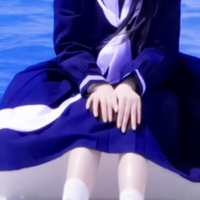 杨超越/沈舒桃
“在？跟我谈个永不分手的恋爱吗？”
cr十三幺