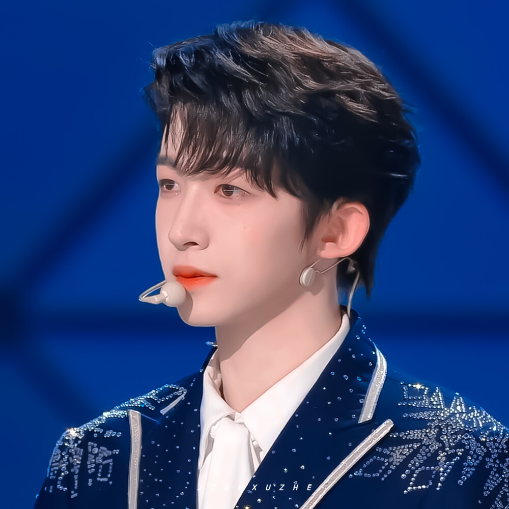 
" 恭喜刘宇C位出道!! "
