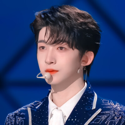 
" 恭喜刘宇C位出道!! "
