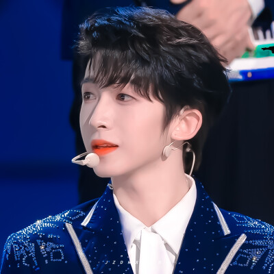 
" 恭喜刘宇C位出道!! "
