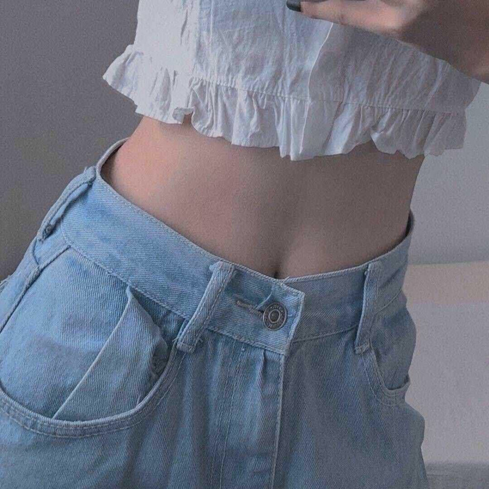 女头。不露脸。