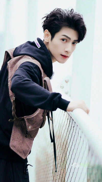 《魔熙先生》罗云熙