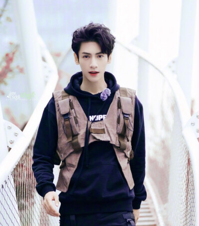 《魔熙先生》罗云熙