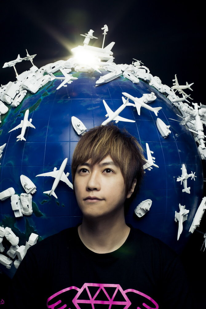 五月天 阿信 外滩画报