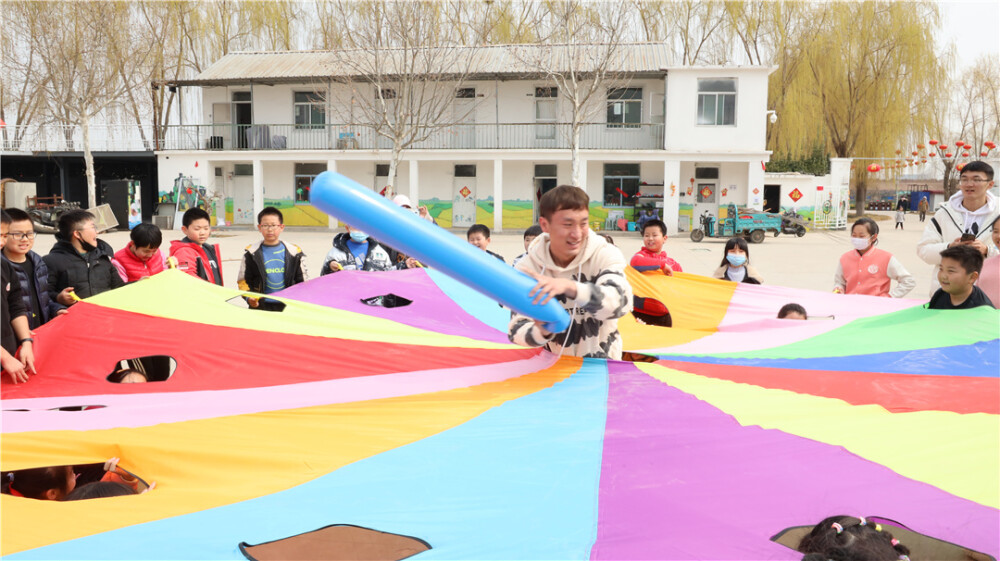 甜妞乐耕打地鼠游戏亲子游戏