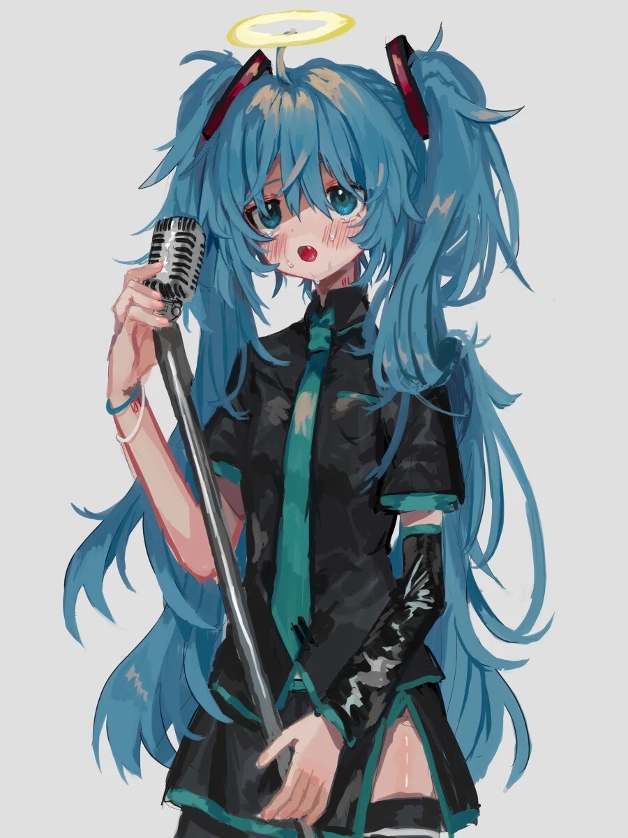 含着泪水的初音