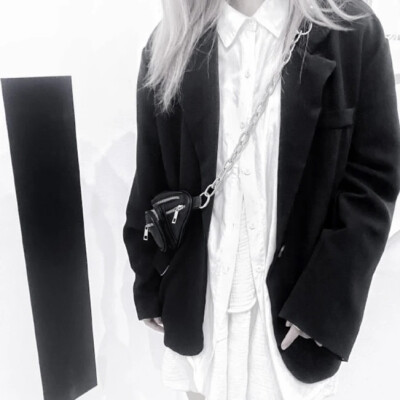 宇宙不及我浪漫