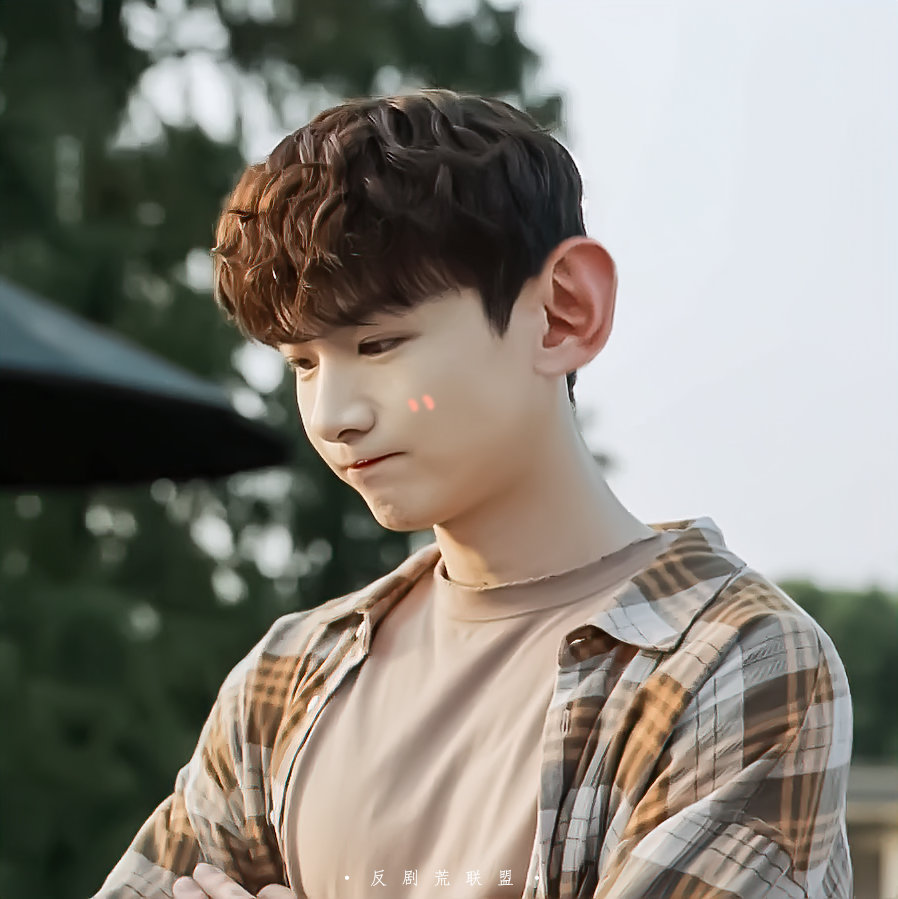 白敬亭•八零九零