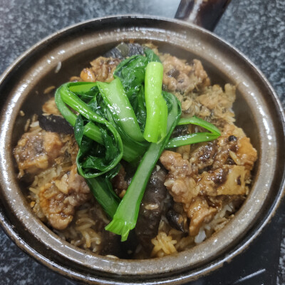 卤粉 煲仔饭，牛蛙